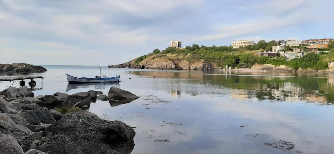 Dobrevi Guest House Sozopol Eksteriør bilde