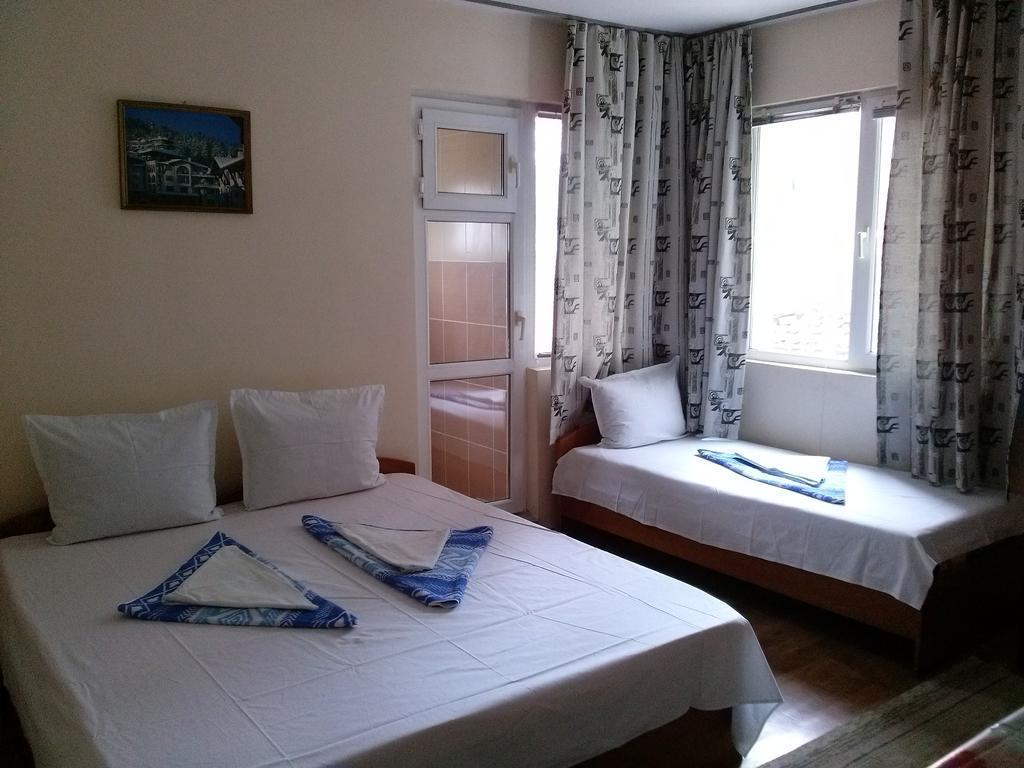 Dobrevi Guest House Sozopol Eksteriør bilde